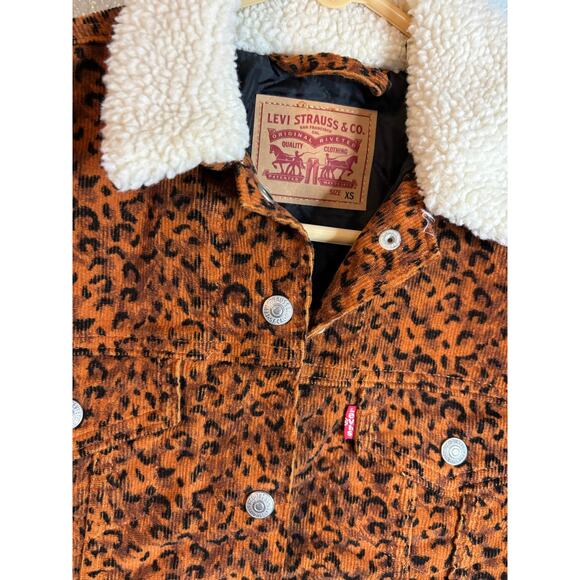 Levis Womens Leopard Print Original Corduroy Sherpa Trucker Jacket Size XS - Picture 2 of 3